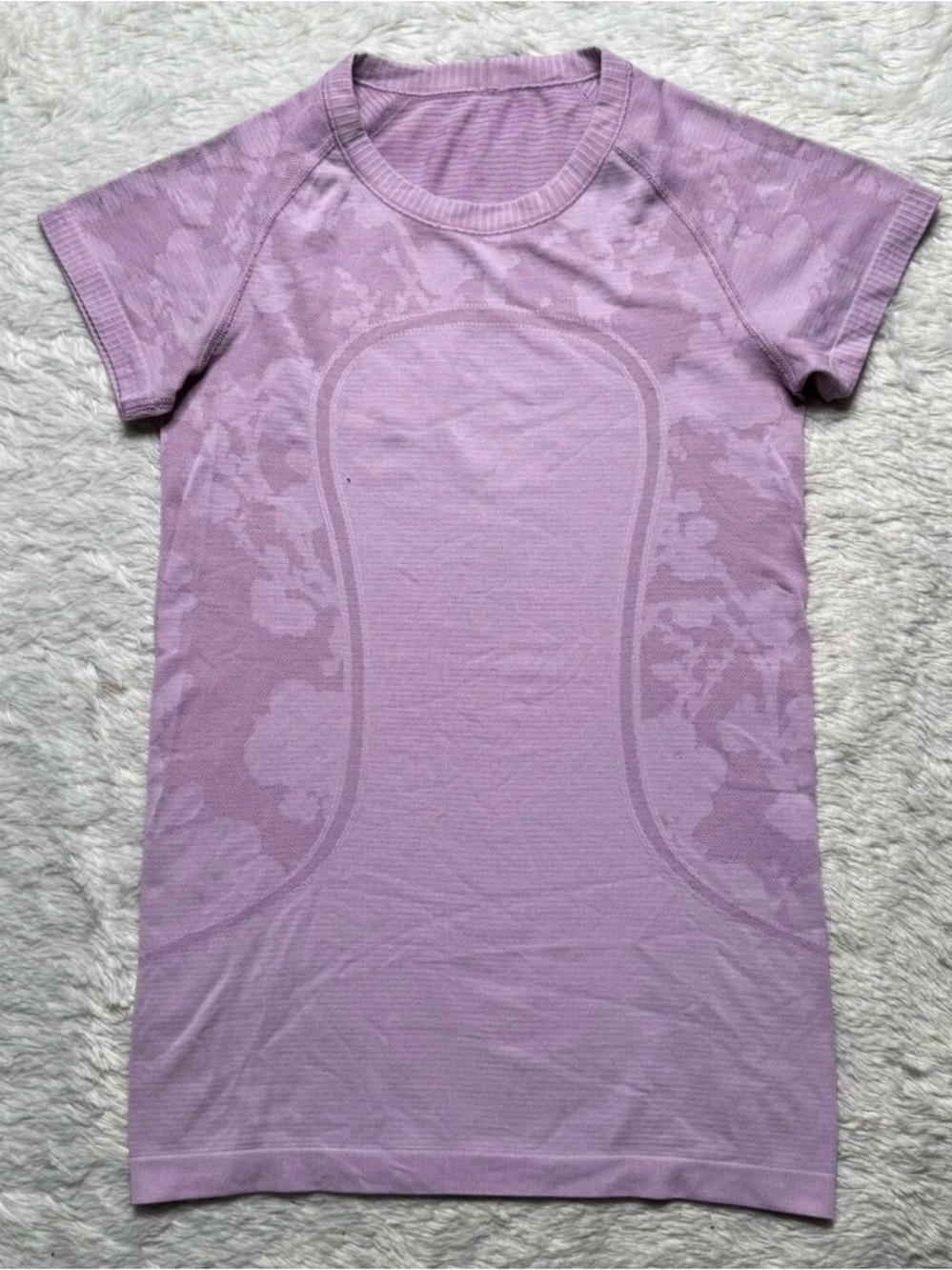 lululemon athletica Lavender Seamless Short Sleeve Top